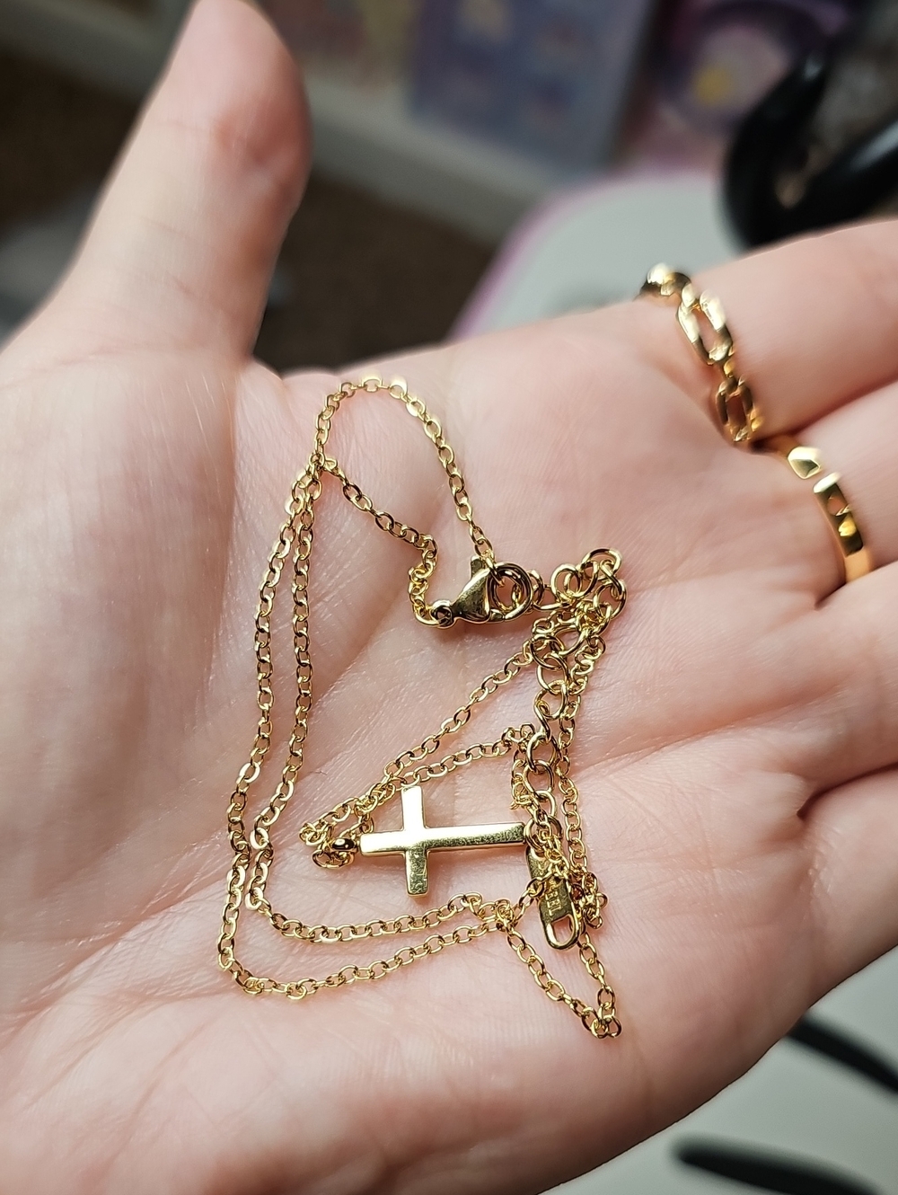 Gold Or Silver Cross Necklace Embellised 18in Chain New Steel - Picture 3 of 6